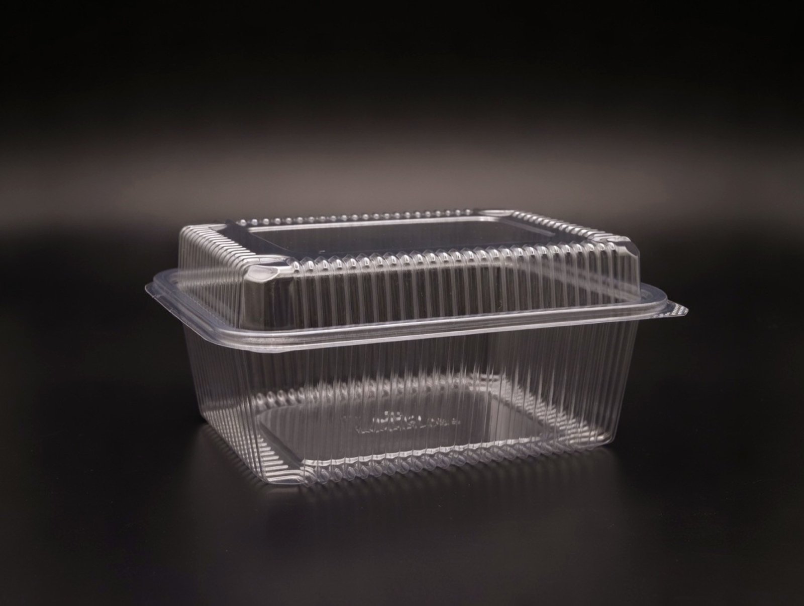 PET Hinge Box - 1500 ML/ 50 OZ - product photograph