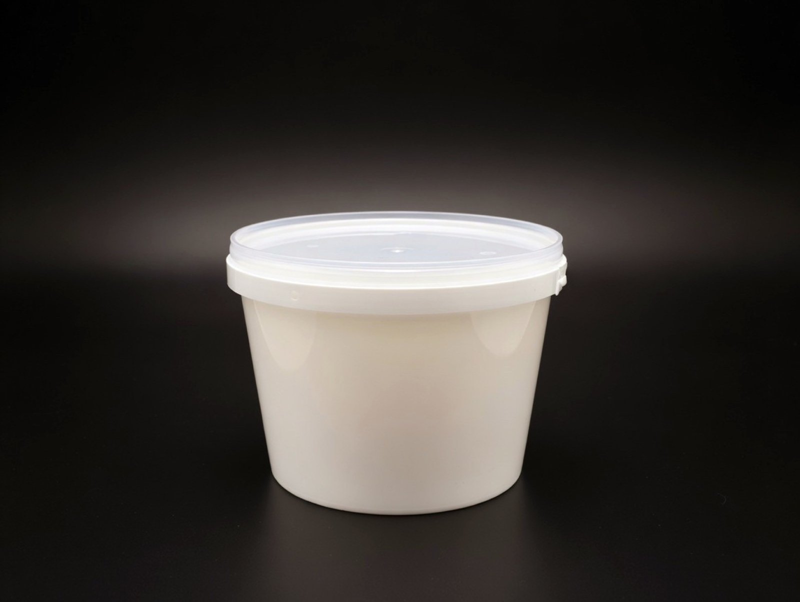 Leak-Proof Containers