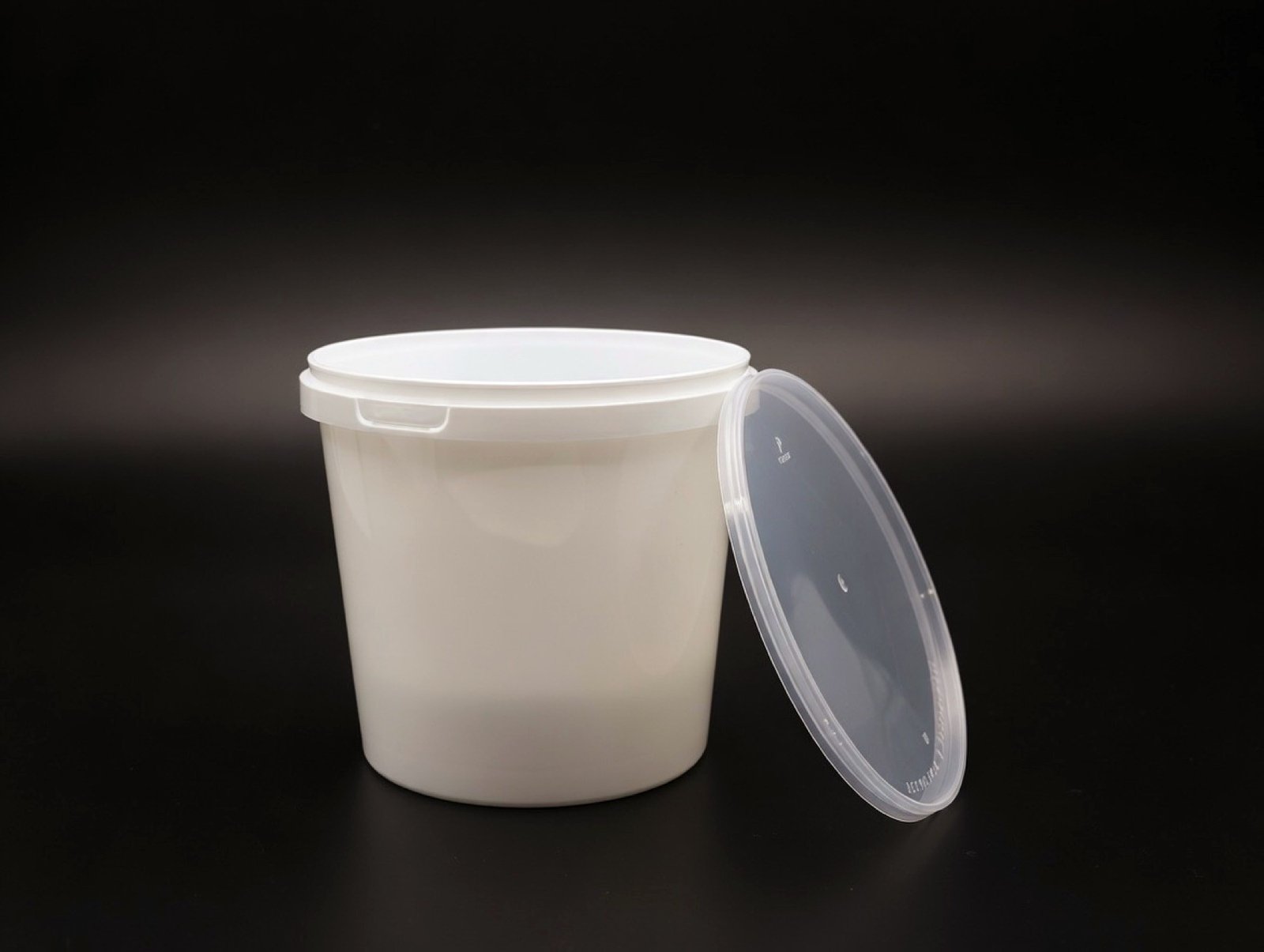 Tamper Lock Round - 2500 ML - product photograph