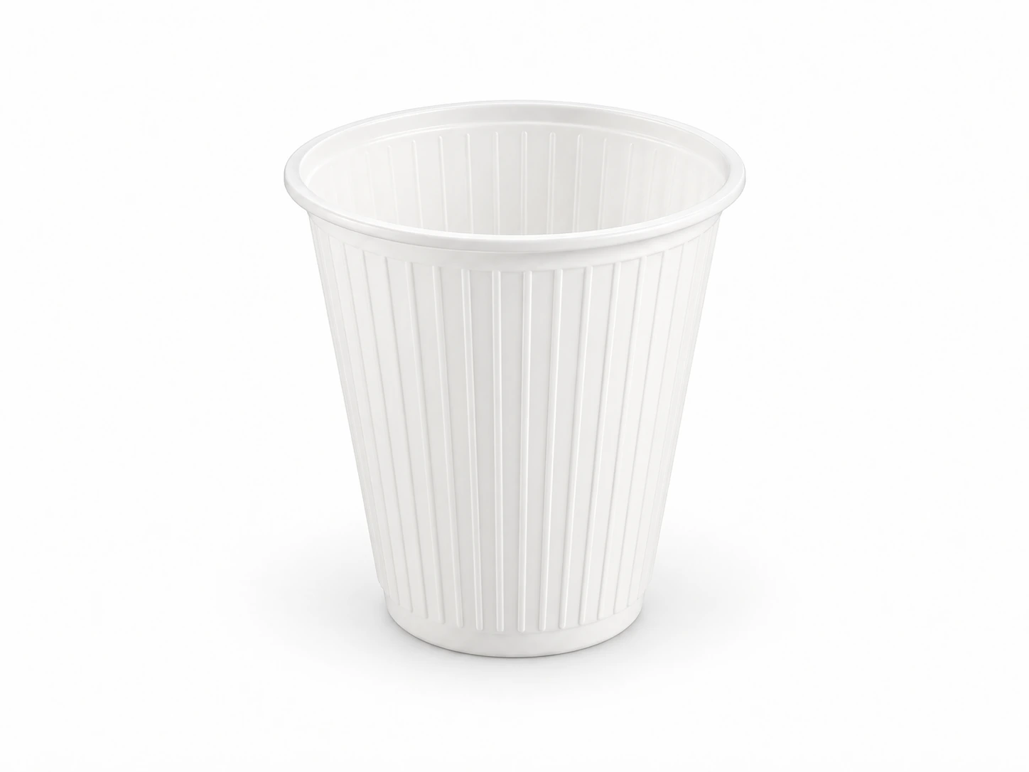 Diamond Cup, three quarter view